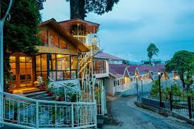 The Best Tourist Places to Visit in Darjeeling: A Guide to the Queen of the Hills