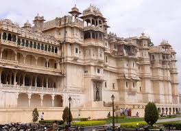 Best Tourist Places to Visit in Udaipur – The City of Lakes